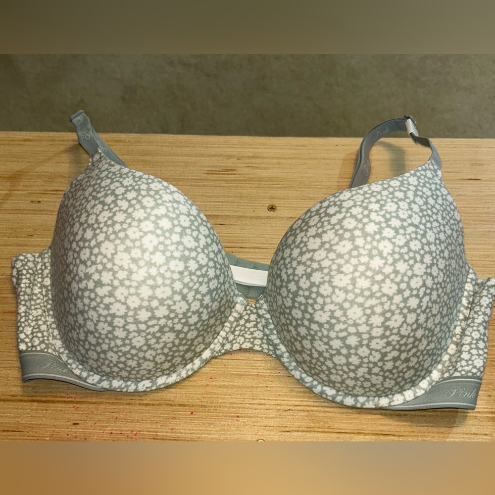 🩶♦️NWT PINK Victorias Secret Bra🩶